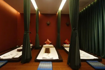 嘉兴泰式按摩的被动瑜伽：当身体被折叠成诗